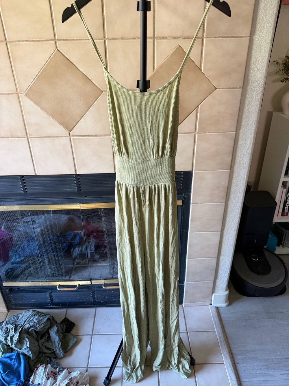 Light Green Women's Maxi Dress with Spaghetti Straps forever 21